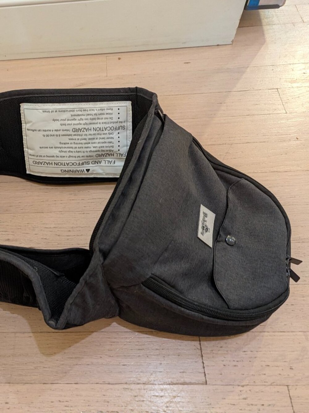 Baby hip carrier